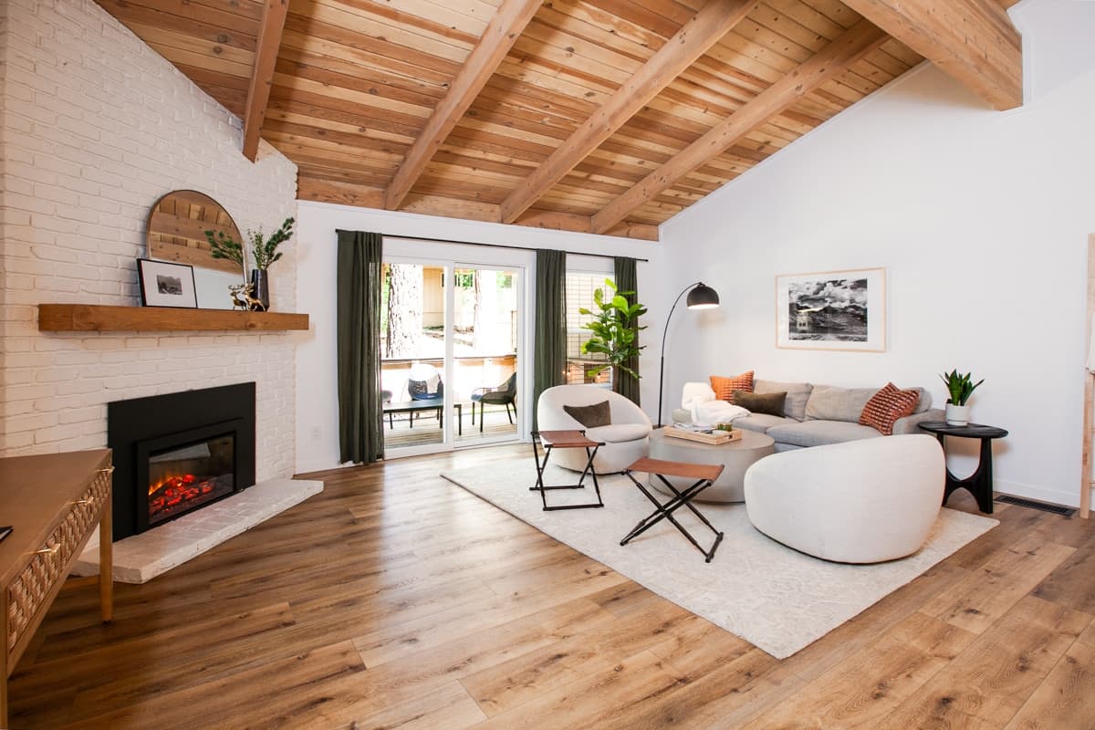 Condo in Incline Village · ★4.97 · 3 bedrooms · 4 beds · 2.5 private baths - Photo 1