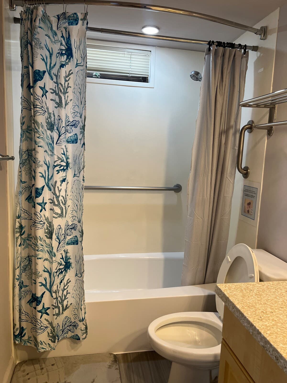 Spacious 1 bedroom at Waikiki Sunset/Free Parking - Photo 5