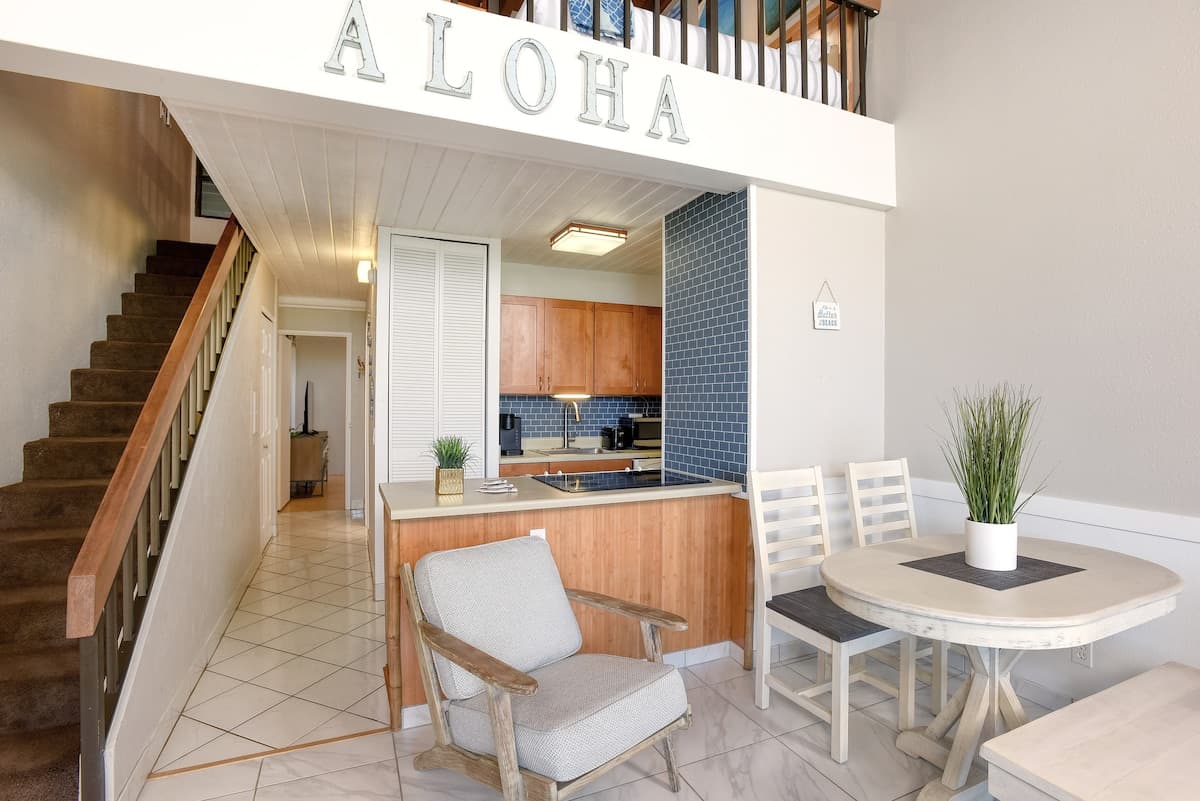Condo in Kihei · ★4.8 · 2 bedrooms · 4 beds · 2 baths - Photo 3
