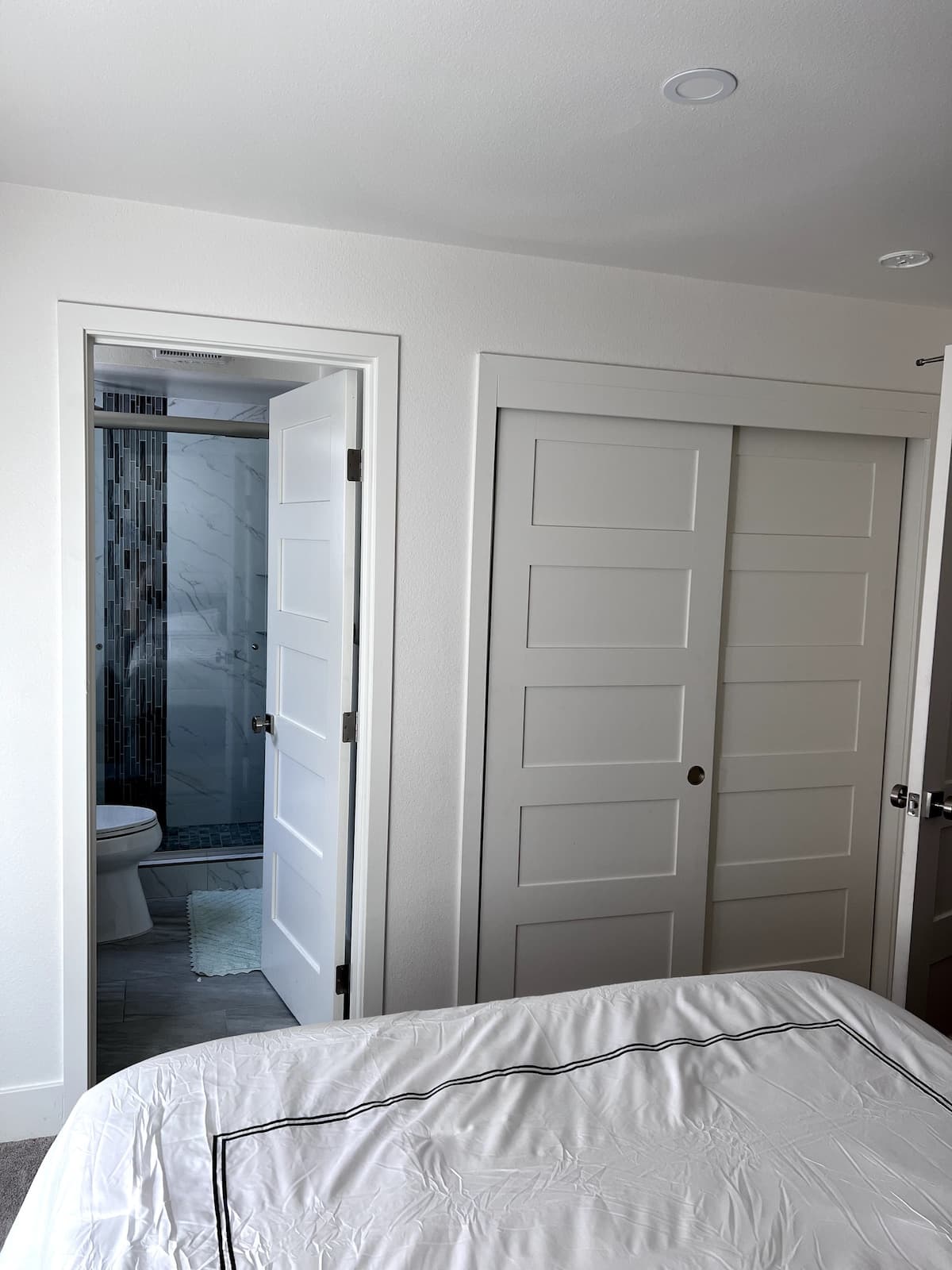 1 bedroom 1 bathroom complete guest suite - Photo 2