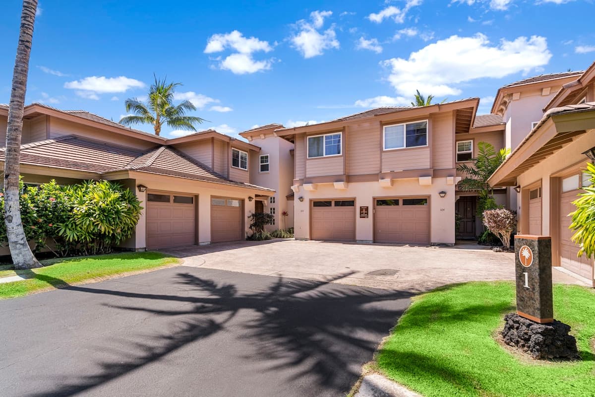 Condo in Waikoloa Village · ★5.0 · 3 bedrooms · 5 beds · 2.5 private baths - Photo 4
