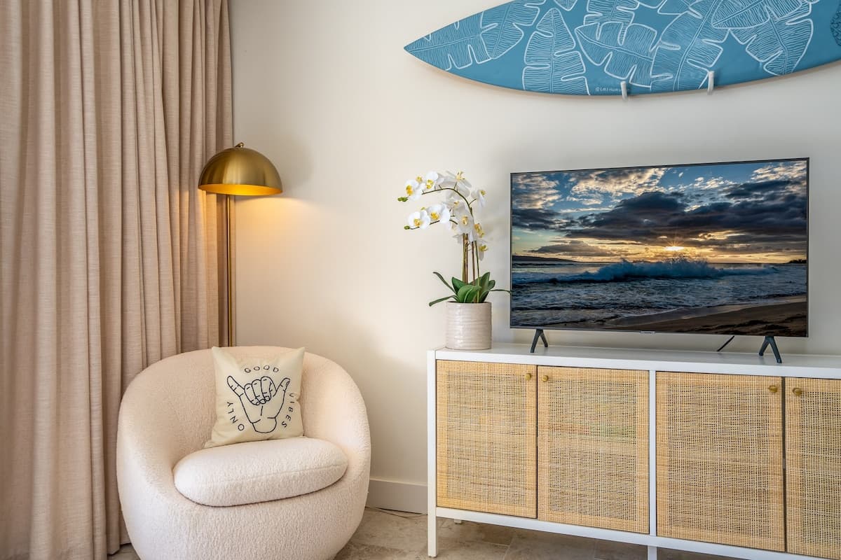Condo in Kihei · ★4.96 · 1 bedroom · 2 beds · 1 bath - Photo 2