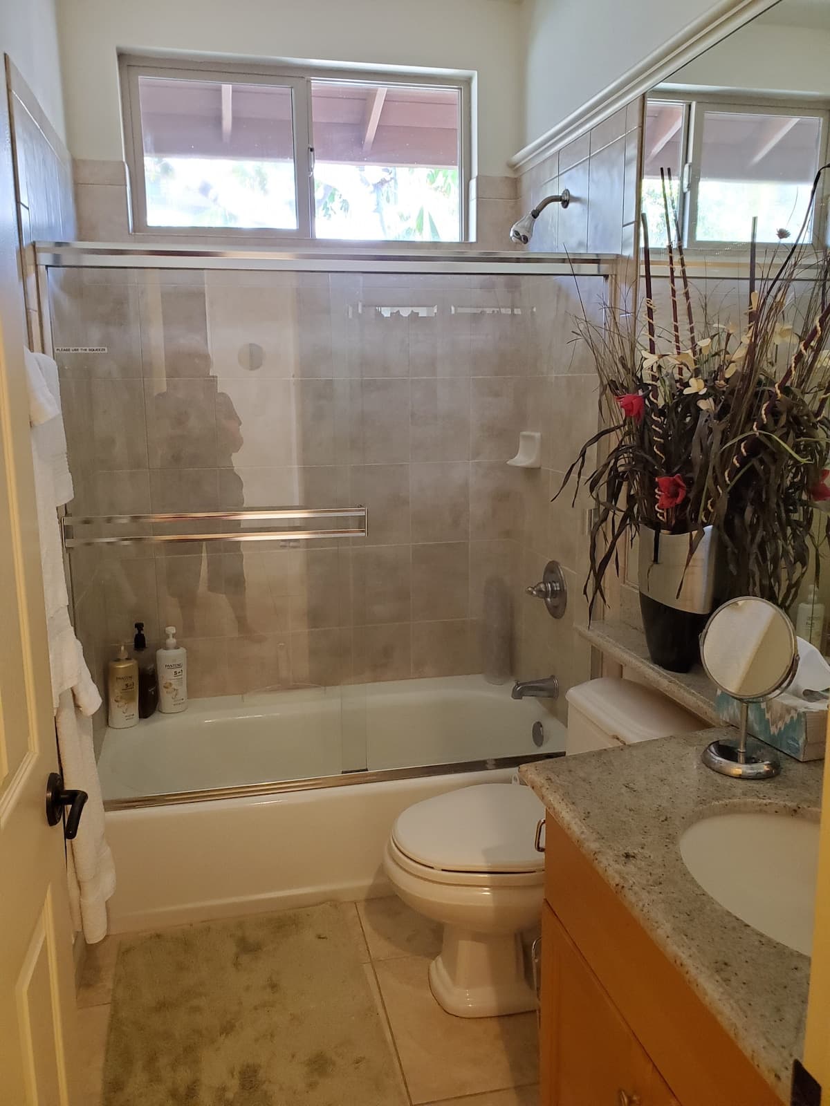 Condo in Waimea · ★4.98 · 2 bedrooms · 3 beds · 2 baths - Photo 5