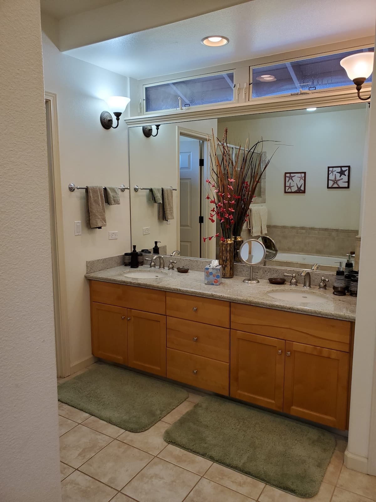 Condo in Waimea · ★4.98 · 2 bedrooms · 3 beds · 2 baths - Photo 3