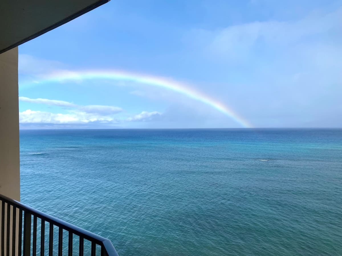 Condo in Lahaina · ★4.88 · 2 bedrooms · 3 beds · 2 shared baths - Photo 3