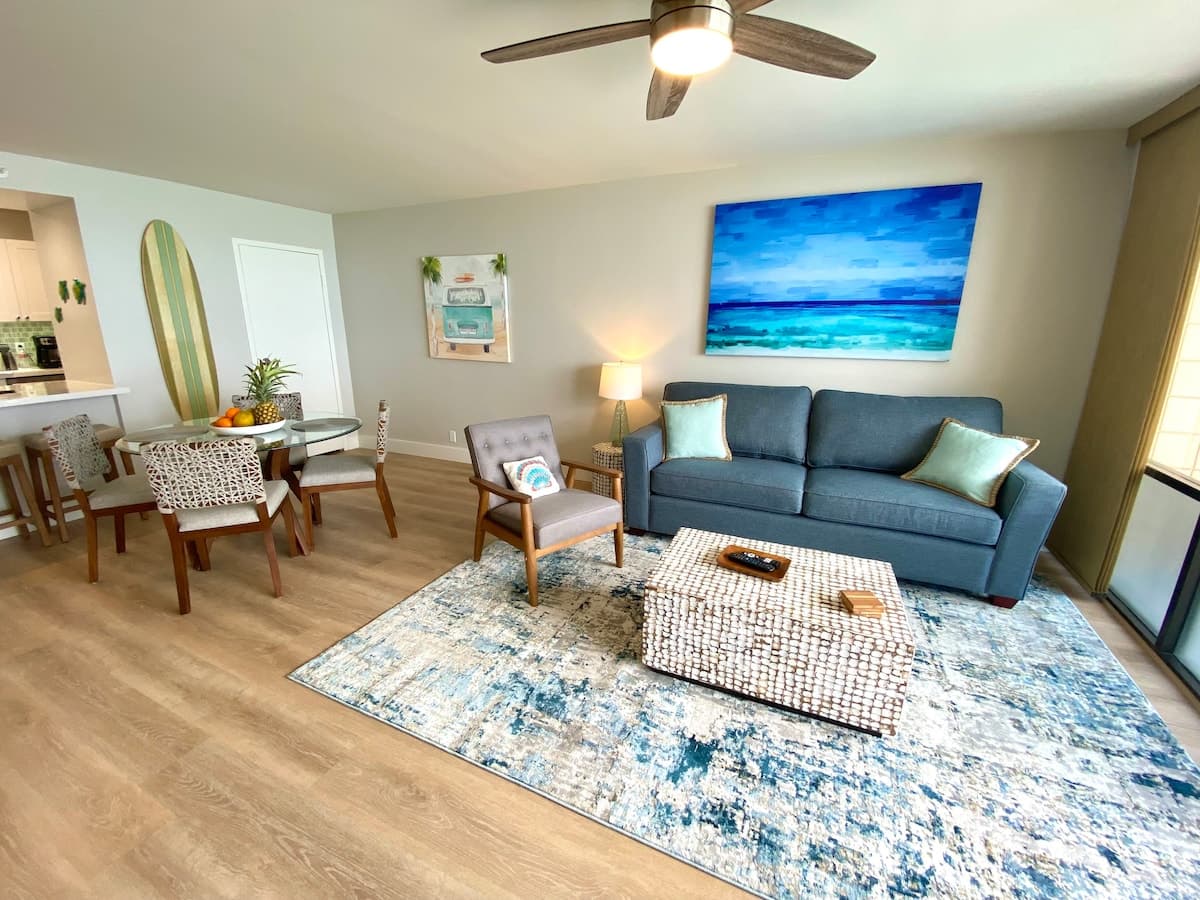 Condo in Lahaina · ★4.88 · 2 bedrooms · 3 beds · 2 shared baths - Photo 5