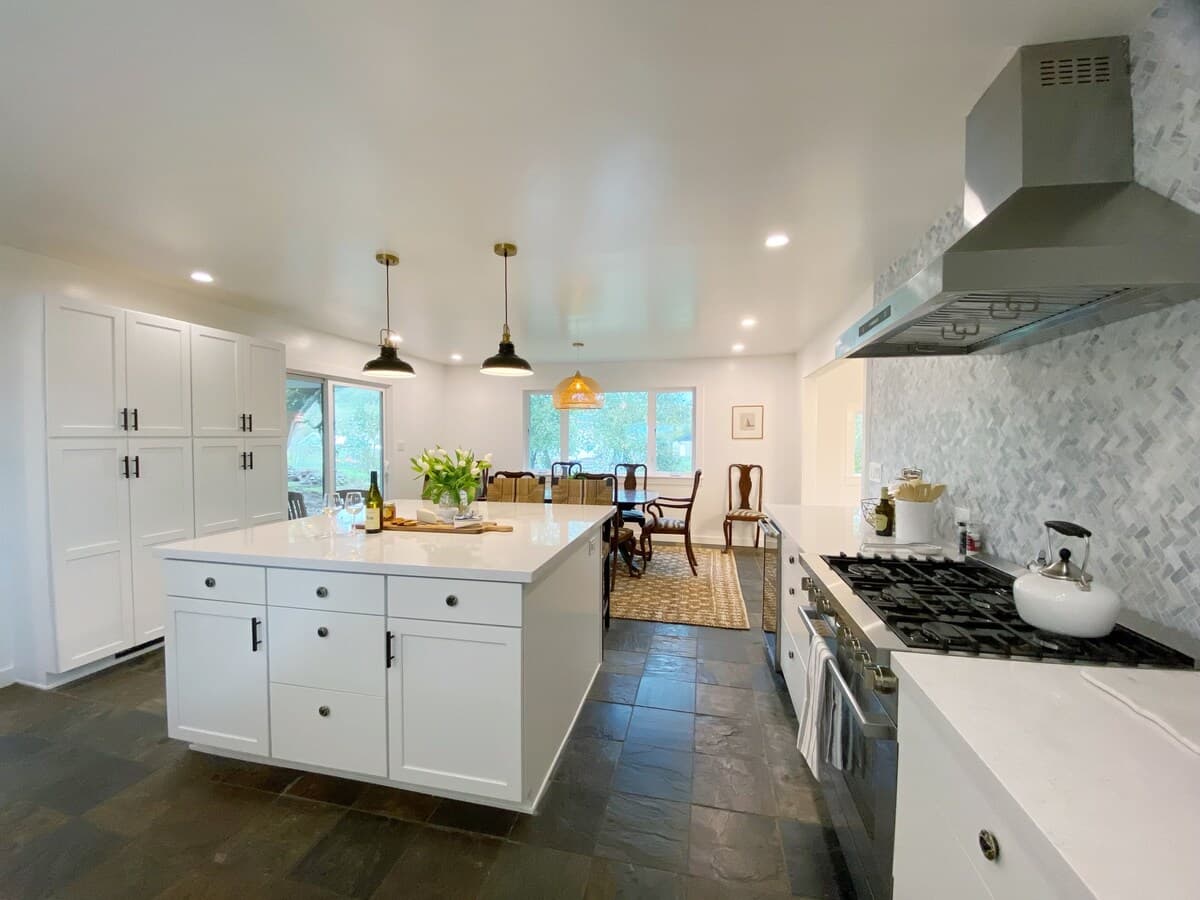 Vineyard-View Farmhouse, 5 Min to Downtown Napa - Photo 5