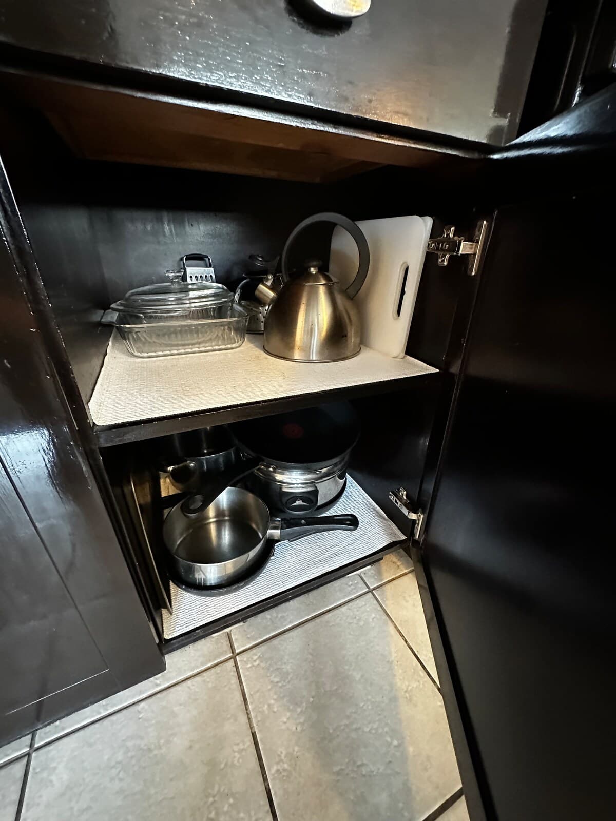 Perfect for family or friend group Waikiki Condo! - Photo 4