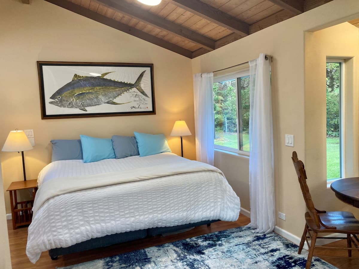 Serene guest suite in Volcano, HI - Photo 1