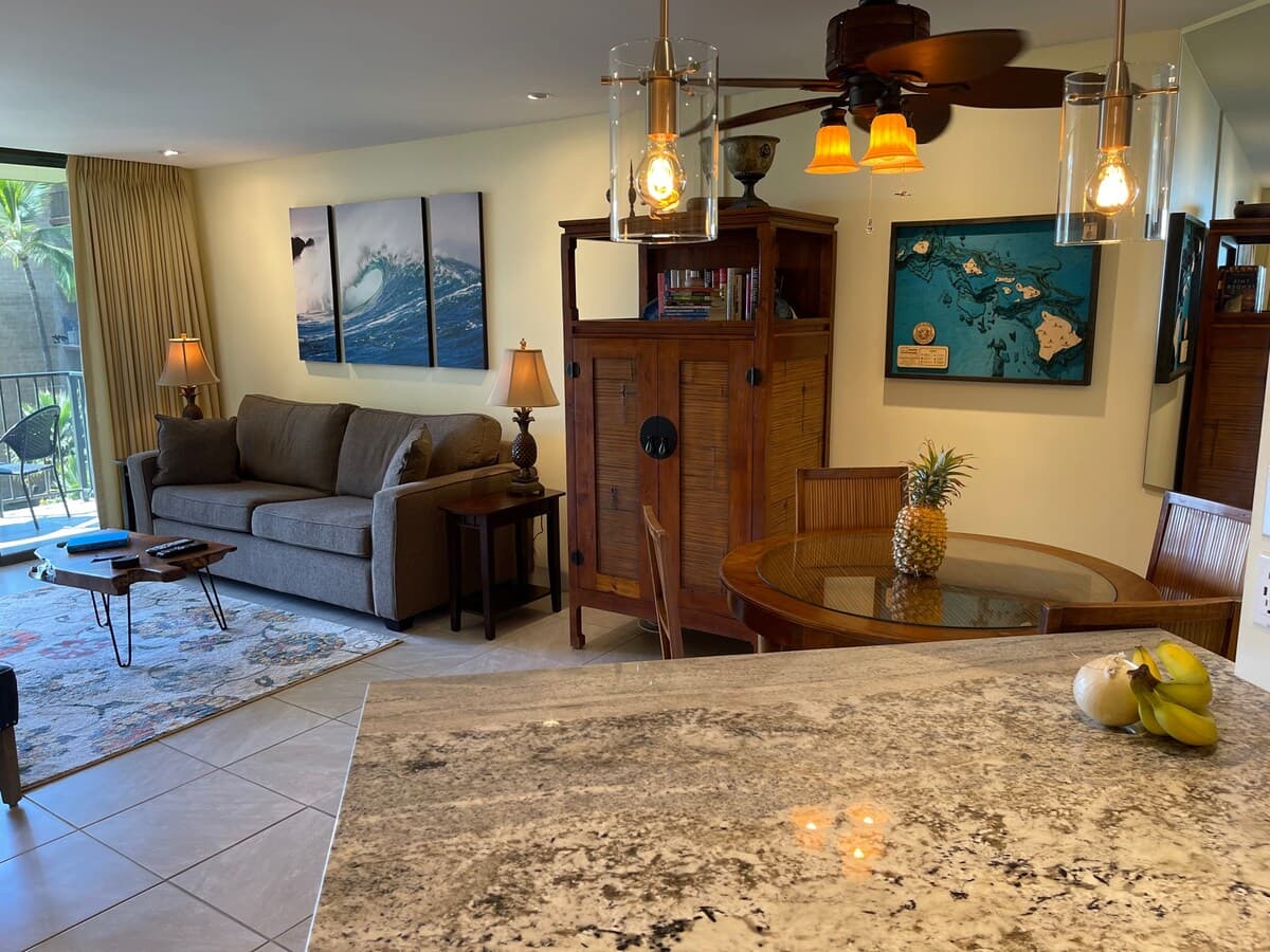 Newly Remodeled Ocean View Condo - Photo 4