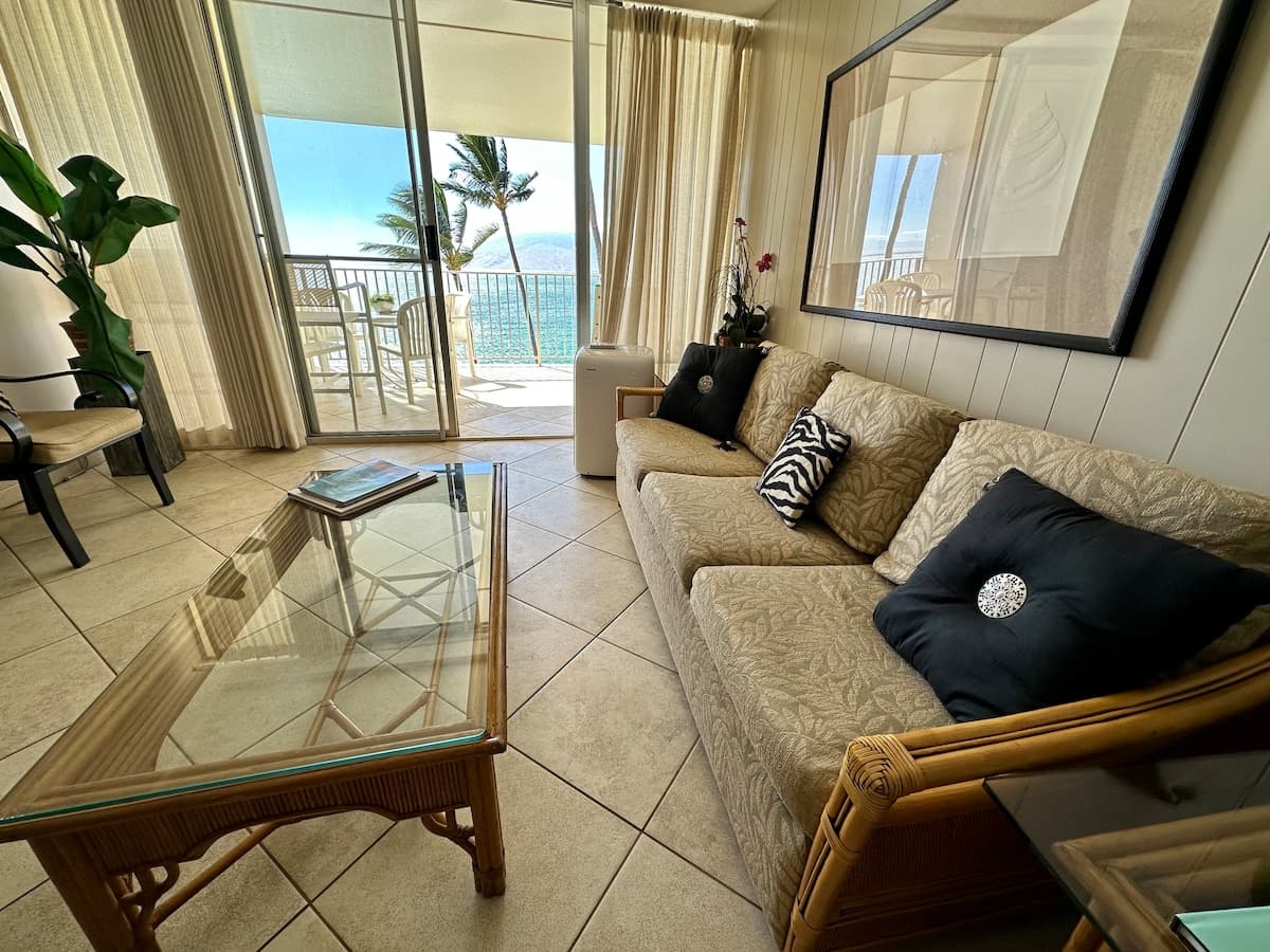 Condo in Kihei · ★4.96 · 1 bedroom · 3 beds · 1 bath - Photo 2