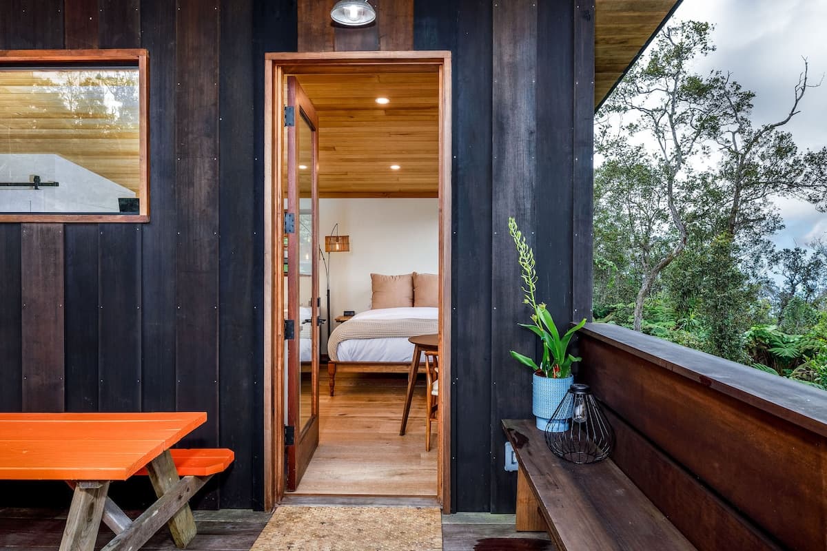 Cabin in Kailua-Kona · ★4.98 · Studio · 1 bed · 1 bath - Photo 4