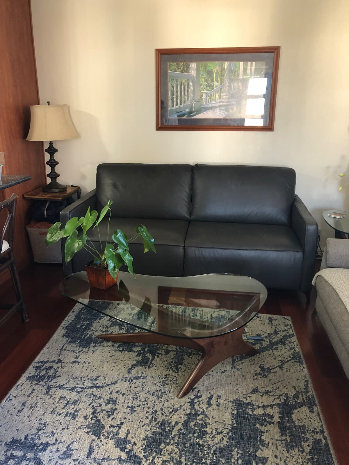 Condo in Honolulu · ★4.87 · 1 bedroom · 3 beds · 1 private bath - Photo 2