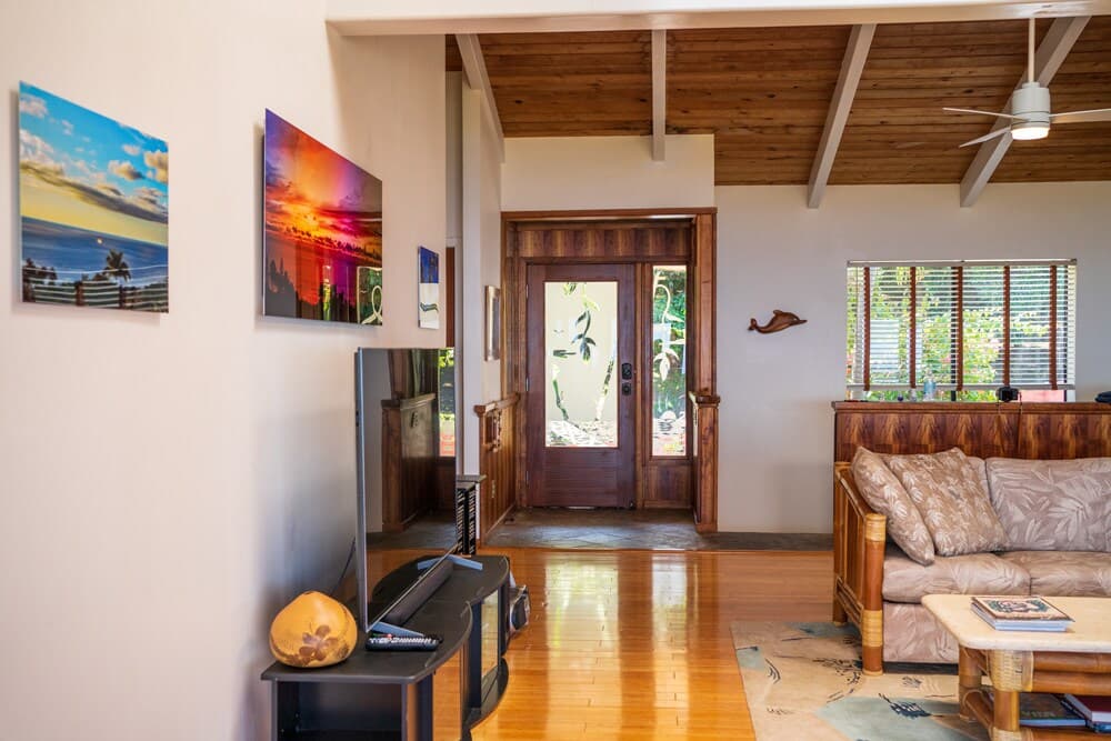 Home in Kailua-Kona · ★4.84 · 2 bedrooms · 5 beds · 2 baths - Photo 2