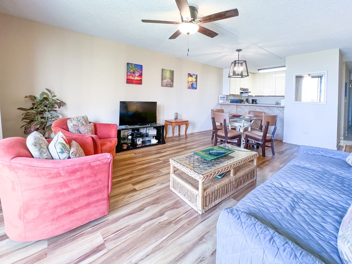 Condo in Kihei · ★4.92 · 1 bedroom · 3 beds · 2 baths - Photo 4