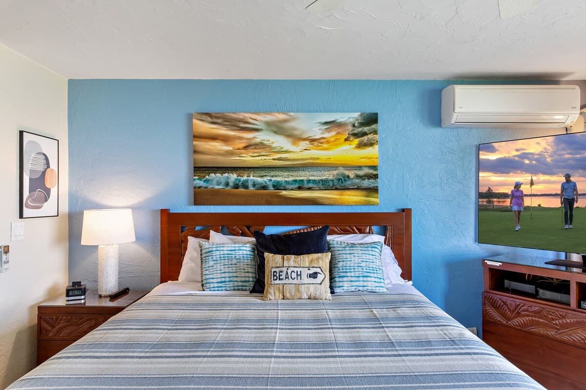 Townhouse in Lahaina · ★4.98 · Studio · 1 bed · 1 bath - Photo 4