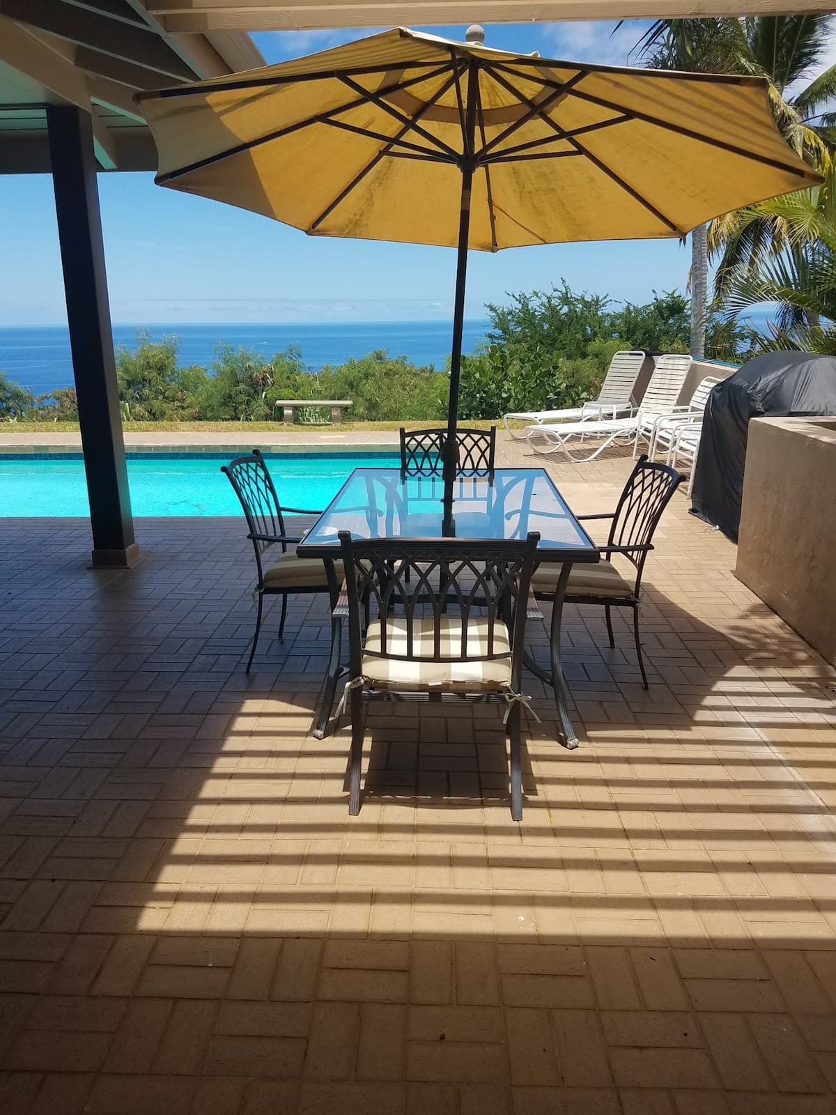 Home in Kailua-Kona · ★4.73 · 3 bedrooms · 3 beds · 2.5 baths - Photo 5