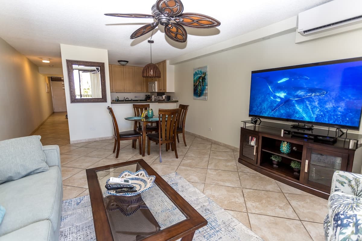 Kamaole Sands condo with ocean view. Split AC - Photo 5