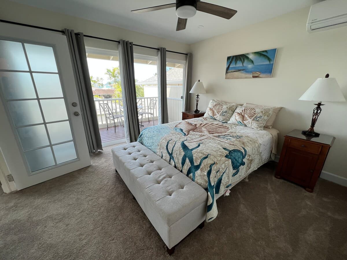 Home in Kaneohe · ★4.9 · 3 bedrooms · 6 beds · 3 shared baths - Photo 4