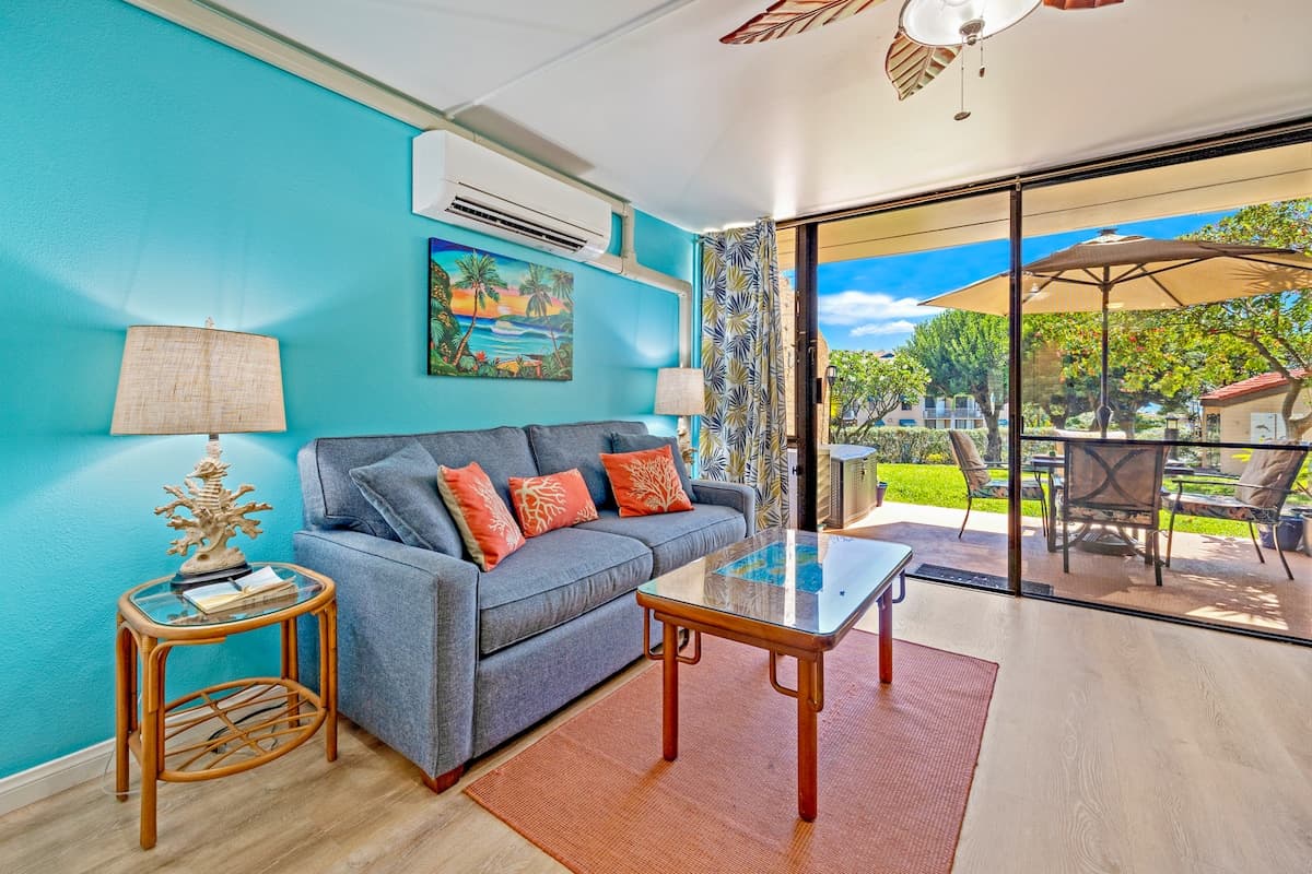 Condo in Kihei · ★4.98 · 1 bedroom · 2 beds · 1 bath - Photo 5