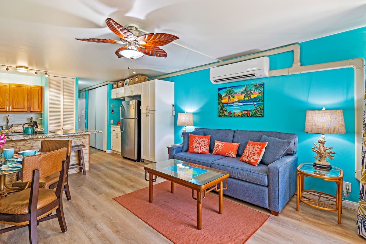 Condo in Kihei · ★4.98 · 1 bedroom · 2 beds · 1 bath - Photo 4