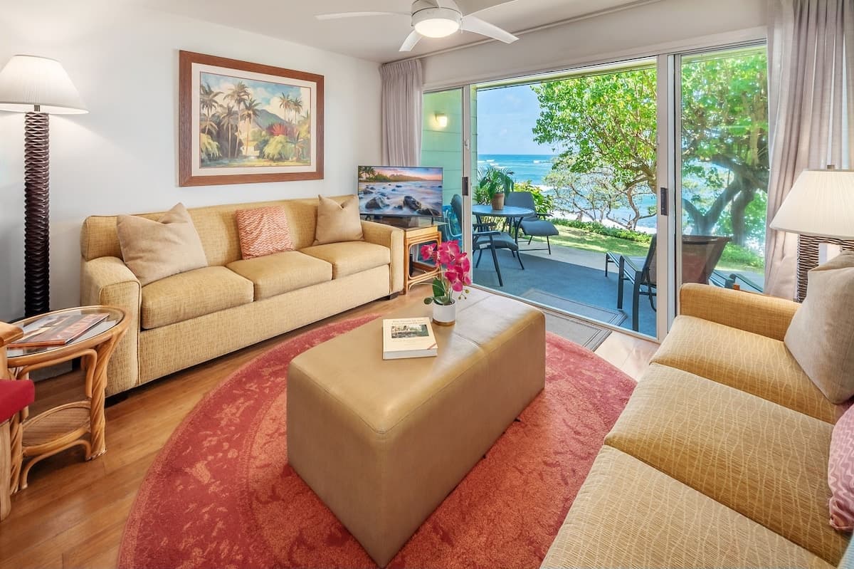 Home in Kapaa · ★4.8 · 2 bedrooms · 2 beds · 1.5 baths - Photo 1