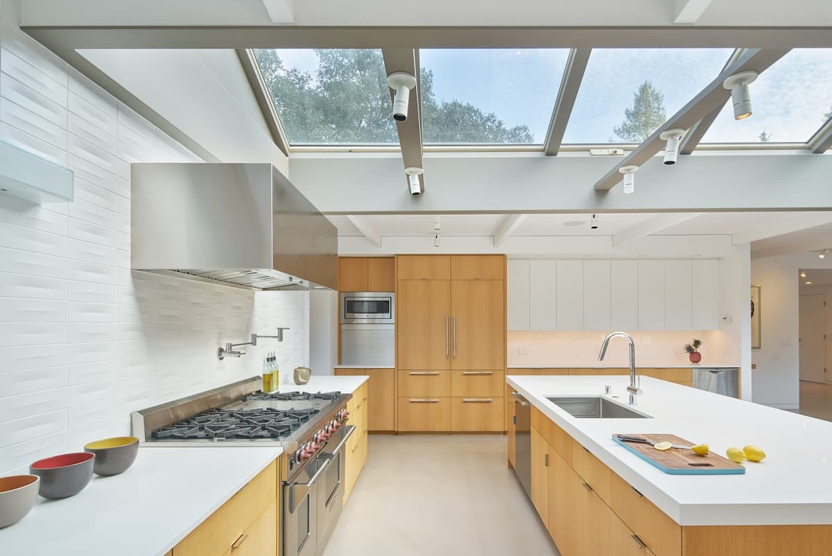Modern Mill Valley Home with Hot Tub & Fire Pit - Photo 4