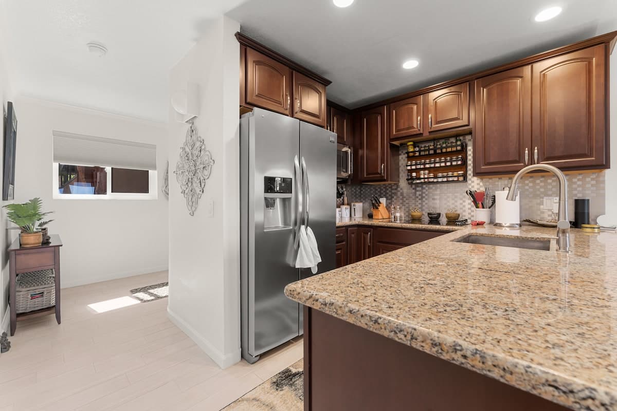 Condo in Kihei · ★4.98 · 2 bedrooms · 2 beds · 2 baths - Photo 5