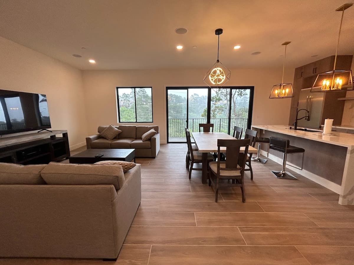 Home in Carmel-by-the-Sea · ★4.99 · 4 bedrooms · 5 beds · 3 private baths - Photo 5