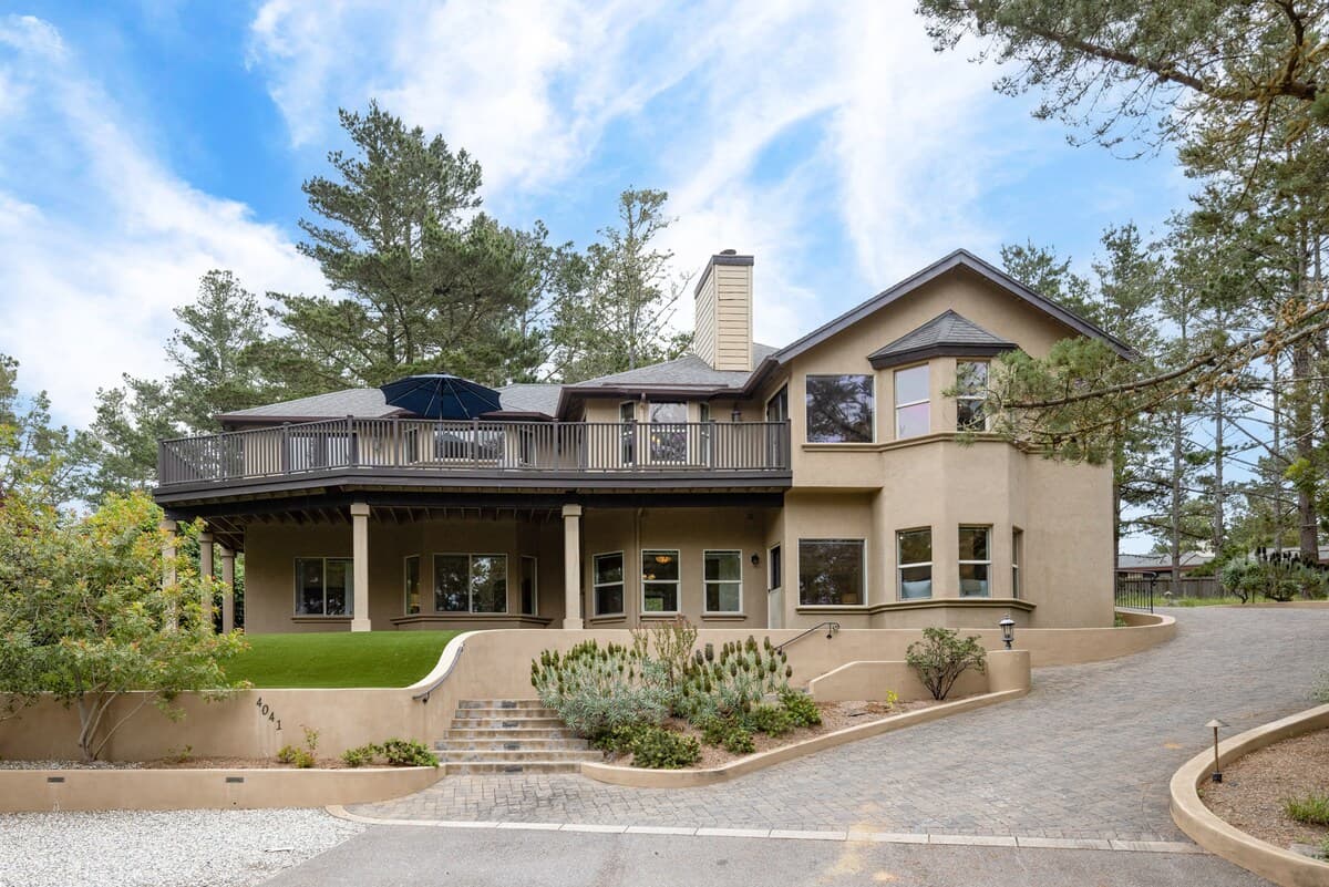 Los Altos Stately Pebble Beach Retreat - Photo 5