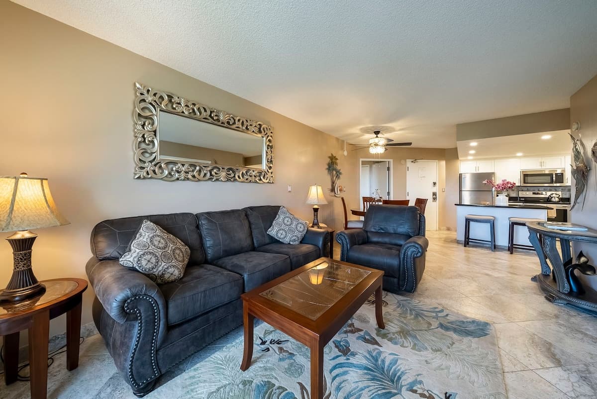 Maui Banyan, King Bed, Ocean View, Kamaole Beach! - Photo 4