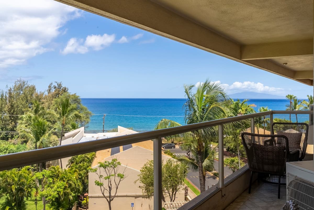 Maui Banyan, King Bed, Ocean View, Kamaole Beach! - Photo 3