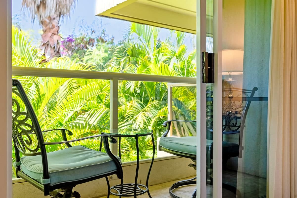 Maui Banyan, King Bed, Smart TV, Kamaole Beach! - Photo 5