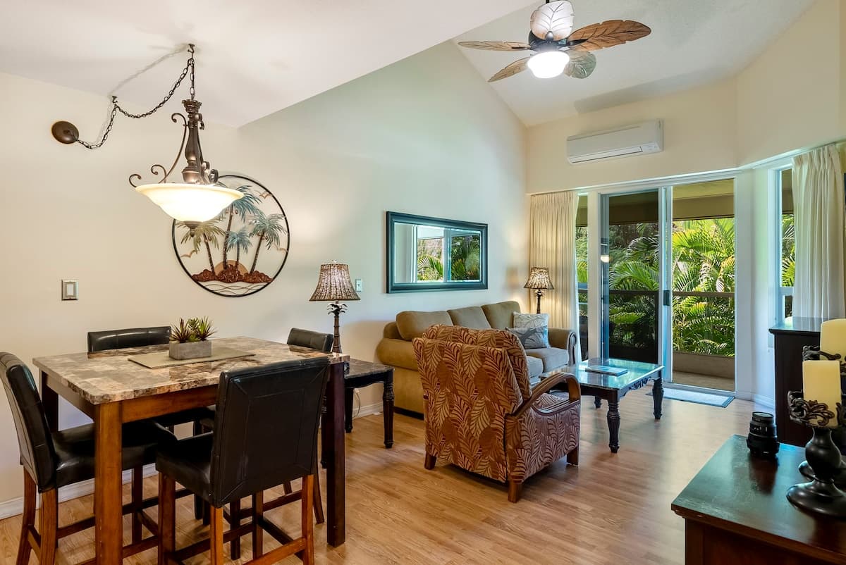 Maui Banyan, King Bed, Ocean View, Kamaole Beach! - Photo 2