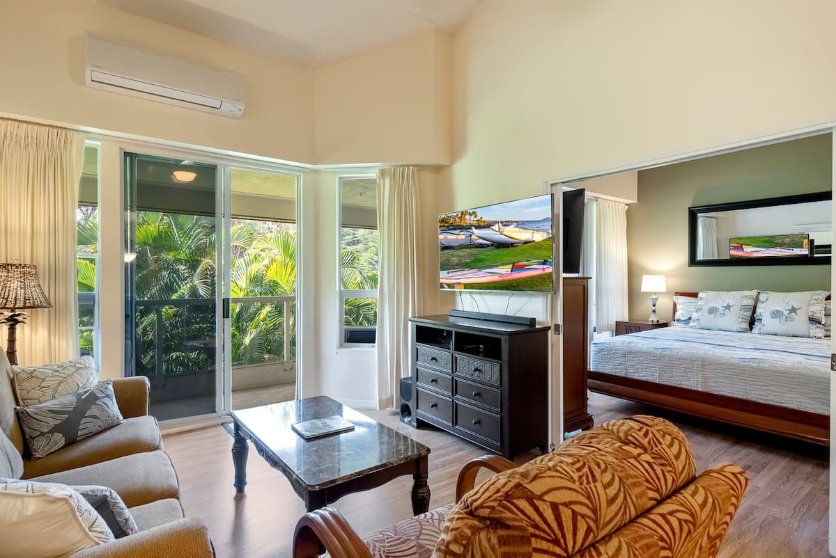 Maui Banyan, King Bed, Ocean View, Kamaole Beach! - Photo 1