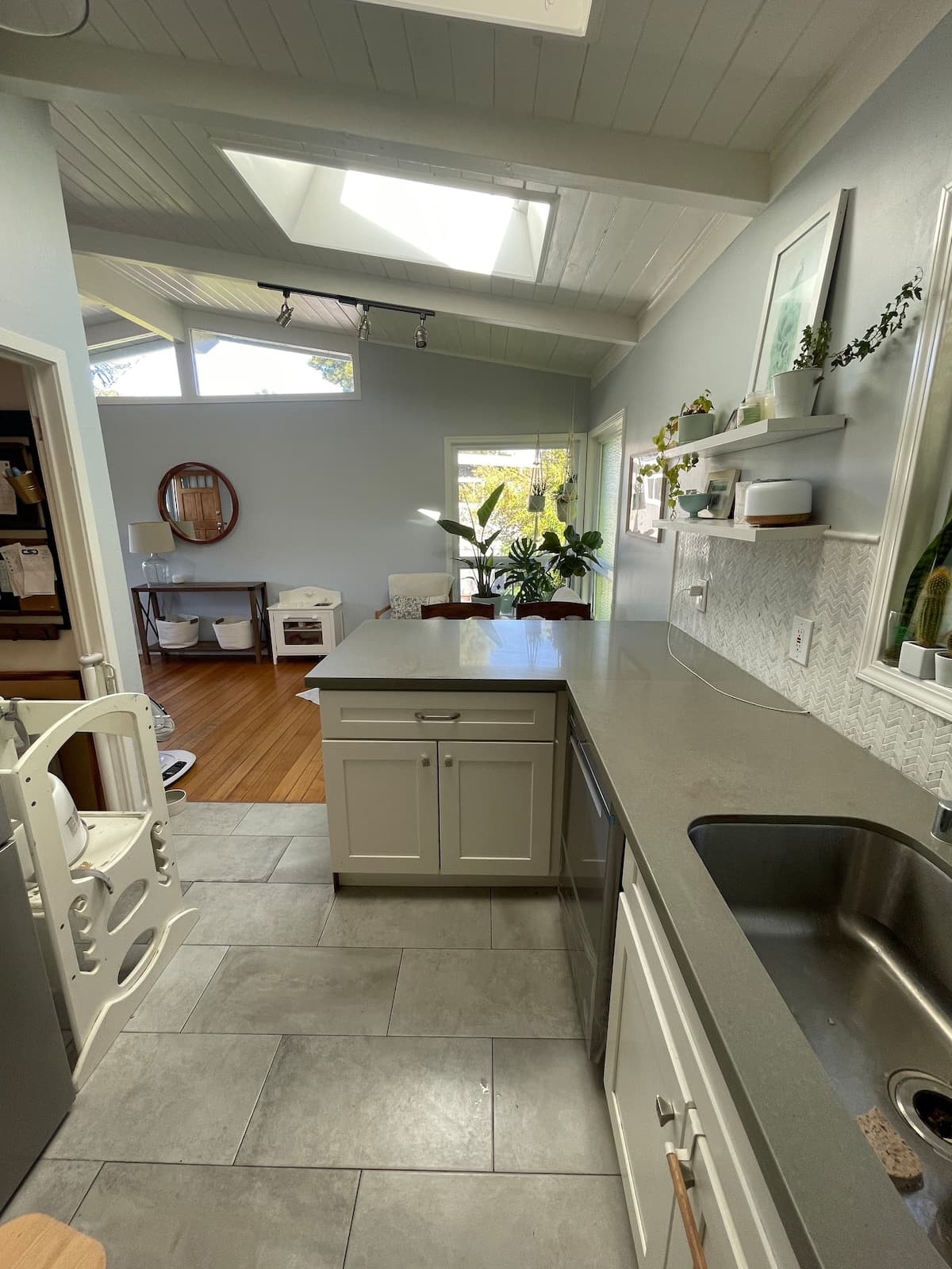 Family Haven with Hot Tub & Mountain Views - Photo 2