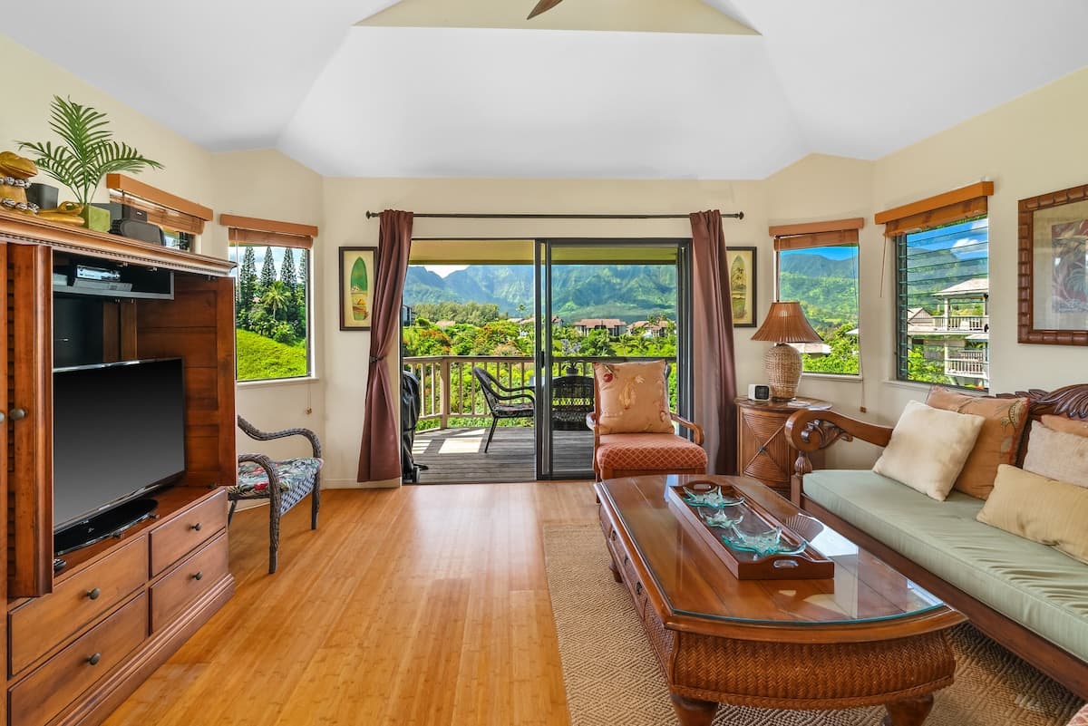 Villa in Princeville · ★4.96 · 2 bedrooms · 2 beds · 2.5 baths - Photo 3