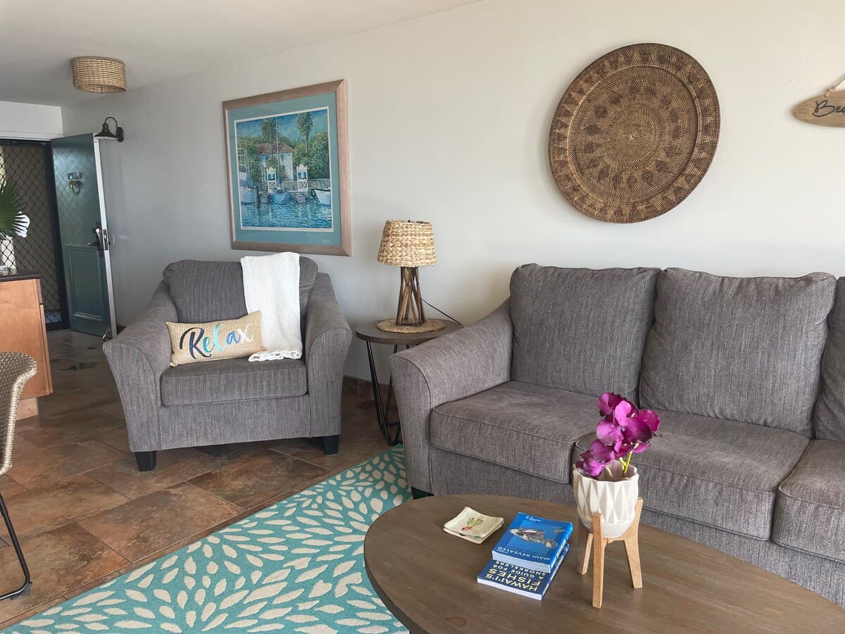 Condo in Lahaina · ★4.79 · 2 bedrooms · 2 beds · 2 shared baths - Photo 5