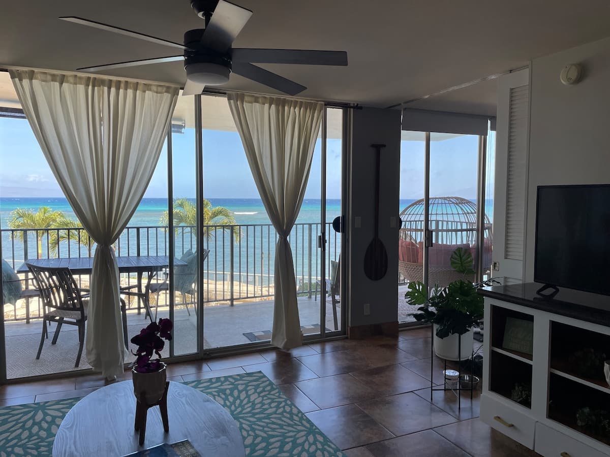 Condo in Lahaina · ★4.79 · 2 bedrooms · 2 beds · 2 shared baths - Photo 1