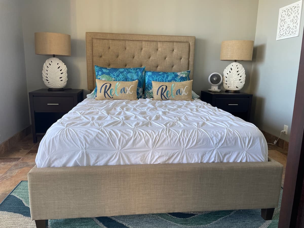 Condo in Lahaina · ★4.79 · 2 bedrooms · 2 beds · 2 shared baths - Photo 4