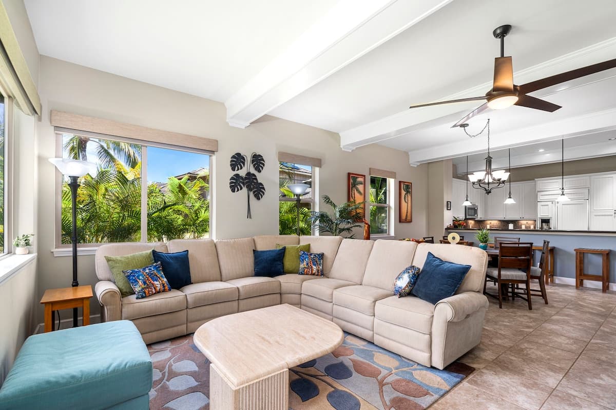 Townhouse in Waimea · ★5.0 · 3 bedrooms · 4 beds · 2.5 baths - Photo 2