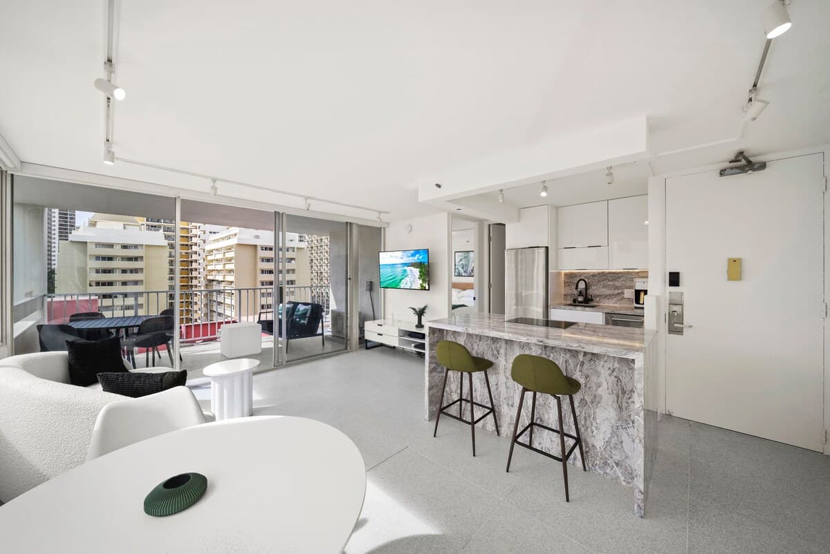 Hotel in Honolulu · ★4.9 · 1 bedroom · 1 bed · 1 private bath - Photo 4
