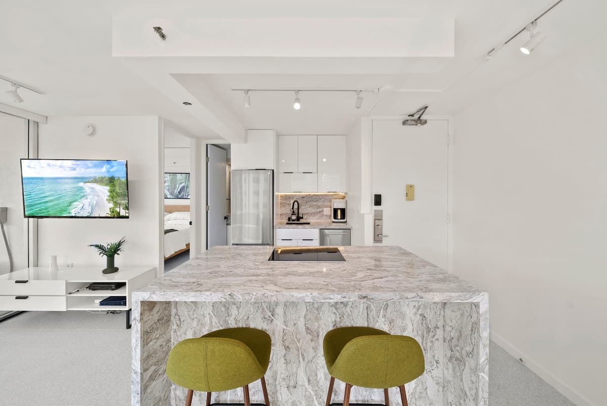 Hotel in Honolulu · ★4.9 · 1 bedroom · 1 bed · 1 private bath - Photo 5
