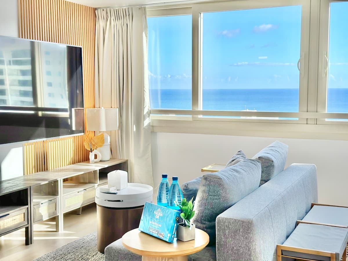 40F-High-FL Ocean View-1 Bedroom-Waikiki Beach! - Photo 5