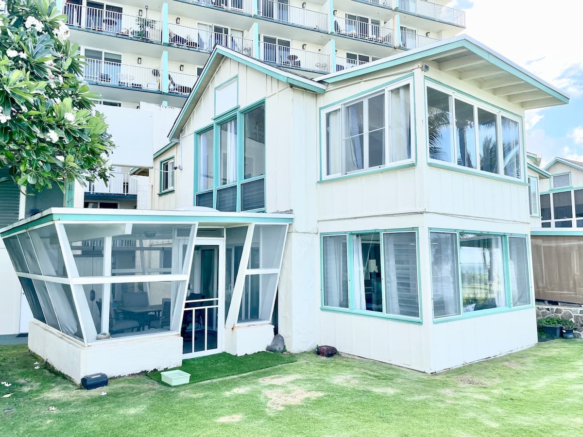 Condo in Hauula · ★4.65 · Studio · 2 beds · 1 private bath - Photo 3