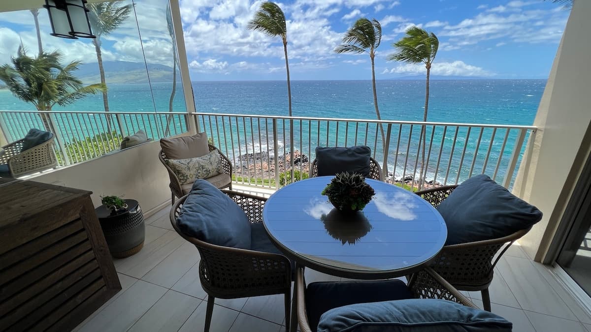Breathtaking Ocean Front Views. Newly Remodeled. - Photo 2