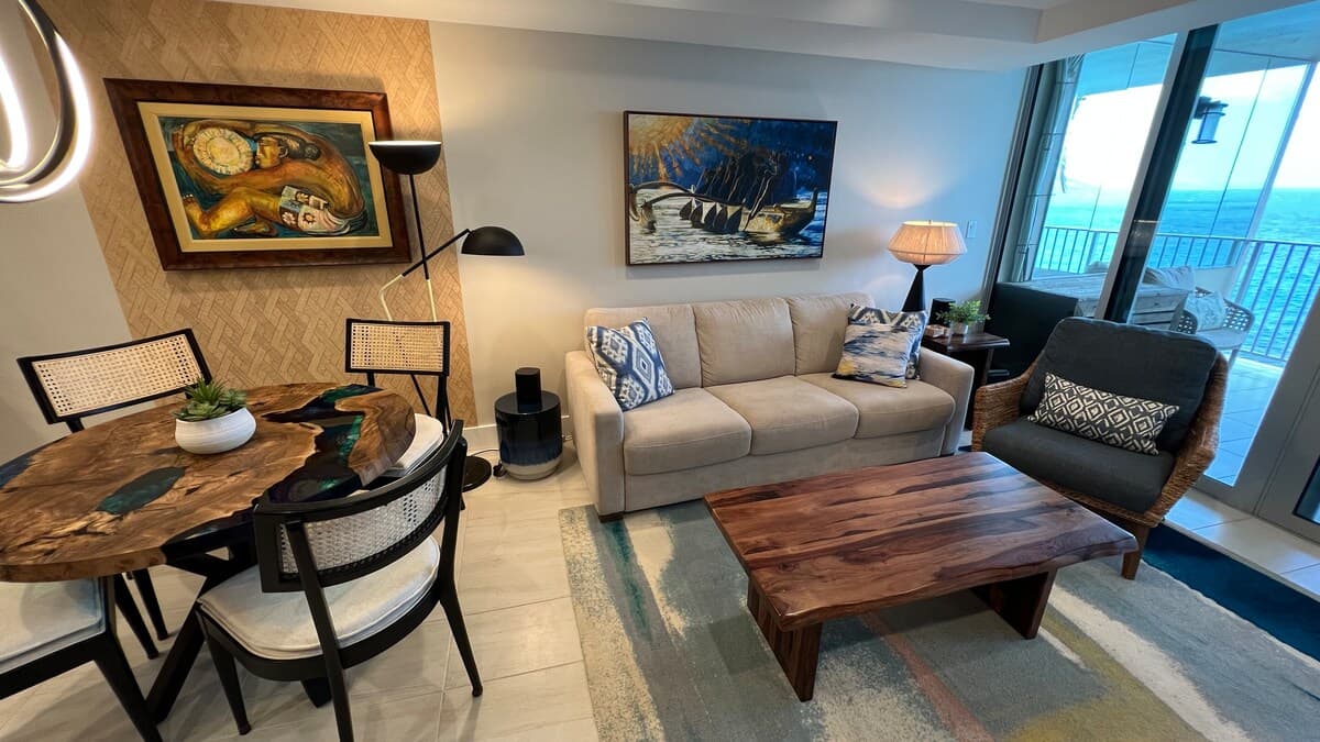 Breathtaking Ocean Front Views. Newly Remodeled. - Photo 4