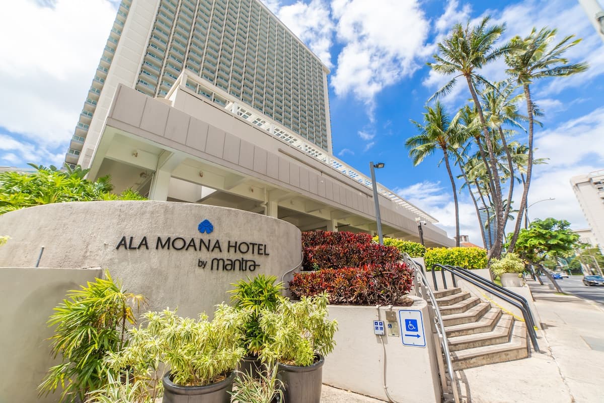 Ocean View High Floor Unit @ The Ala Moana Hotel - Photo 1