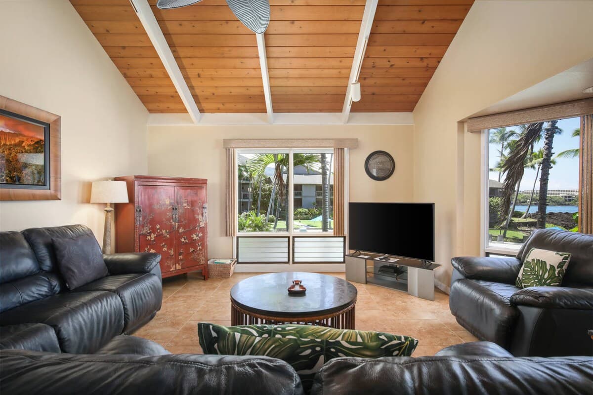 Kanaloa at Kona Oceanfront 3 Bedroom 3 Bath - Photo 2