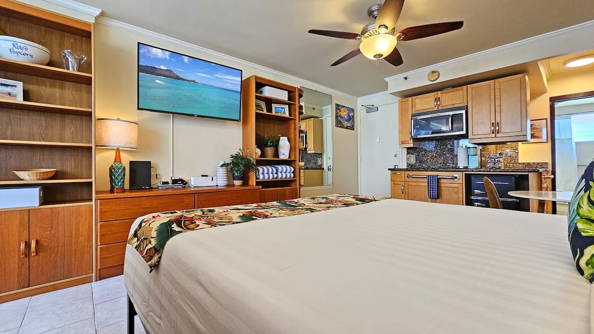 Waikiki Grand Hotel® 1006 | SunDeck Suite 2 Queens - Photo 5